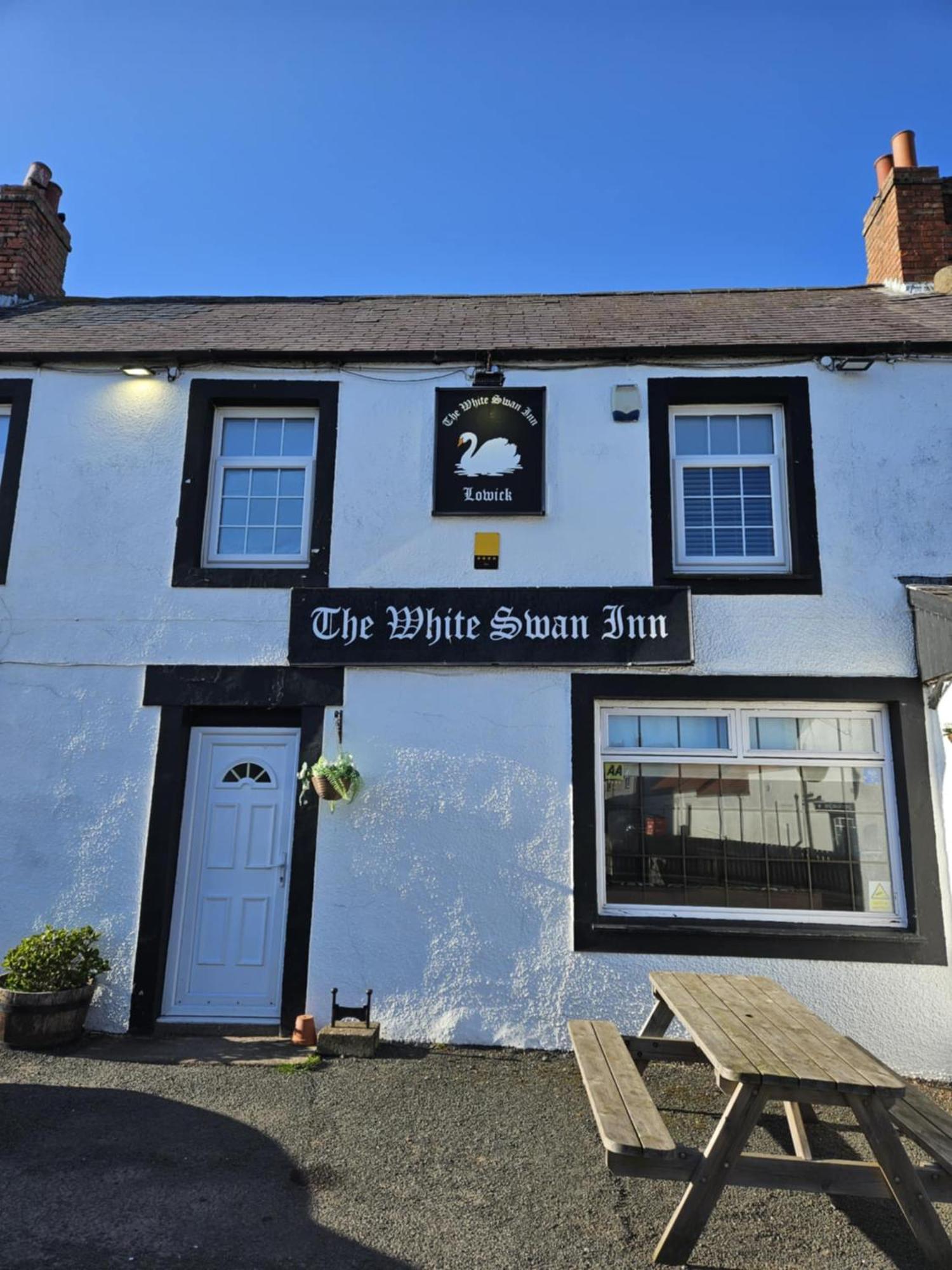 The White Swan Inn Lowick  Esterno foto